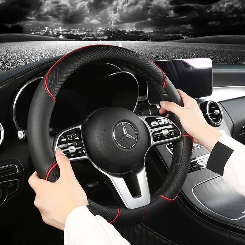 Volante de Carro Universal – Estilo e Conforto ao Dirigir